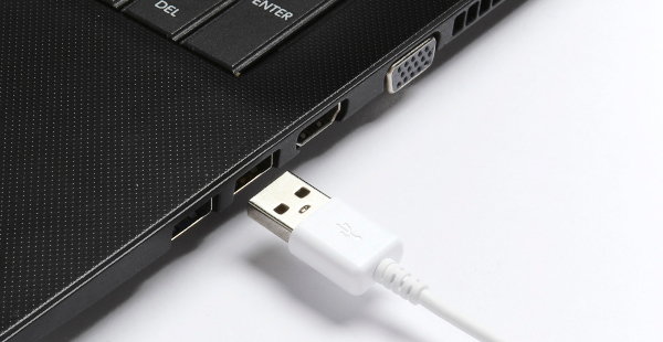 How do I install the Gear IconX Manager software on my PC and how do I use it?