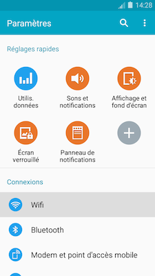 ouchez Wifi dans la rubrique Connexions