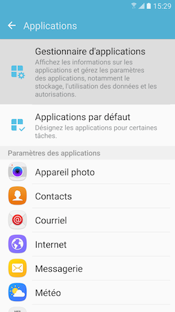 Comment désinstaller ou désactiver des applications présentes sur mon Samsung Galaxy S7?