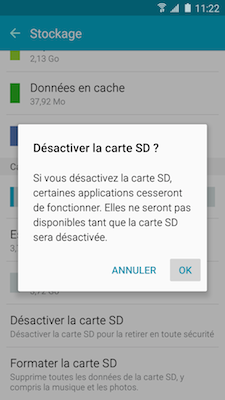 Galaxy S5 Neo: Insérer ou retirer une carte microSD (SM-G903W)