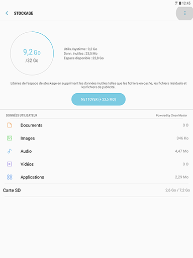 Galaxy Tab S3: Insérer une carte mémoire ou la retirer (SM-T820)