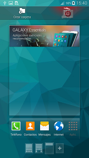 ¿Cómo agregar y quitar accesos directos de aplicaciones y widgets en mi Galaxy Alpha?