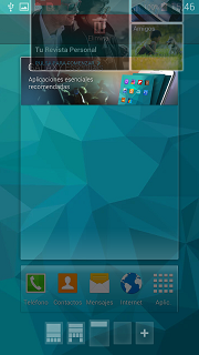 ¿Cómo agregar y quitar accesos directos de aplicaciones y widgets en mi Galaxy Alpha?
