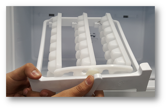 Refrigerador RT38FEAKDSL: ¿Cuál es la función de las partes y accesorios del congelador?