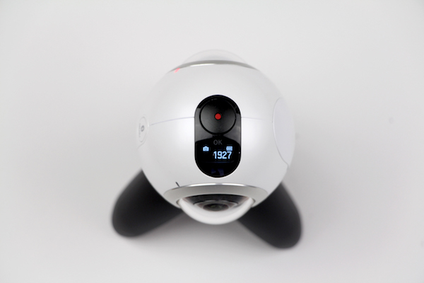 Cámara Gear 360 - ¿Cómo tomo una foto desde mi cámara 360?