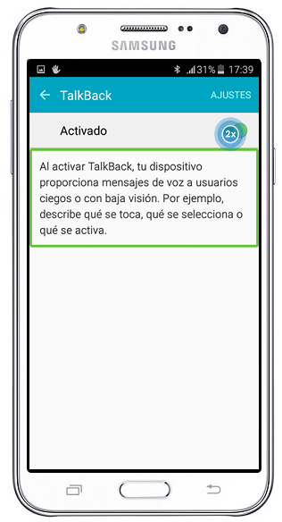 Galaxy J7 - ¿Cómo se activa la función de TalkBackel en celular?