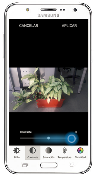 Galaxy J7 - ¿Cómo ajustar el contraste de una imagen?