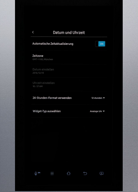 Uhrzeit und Datum von Samsung Kühlschrank Family Hub einstellen, automatische Zeitaktualisierung eingeschaltet