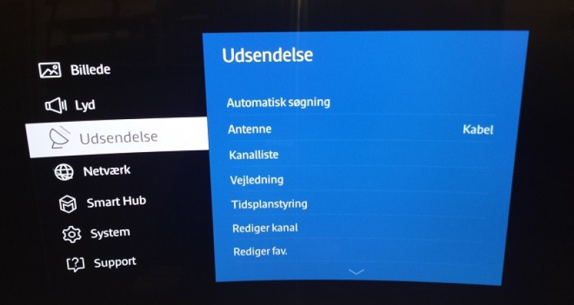 Tryk Menu og væg Udsendelse