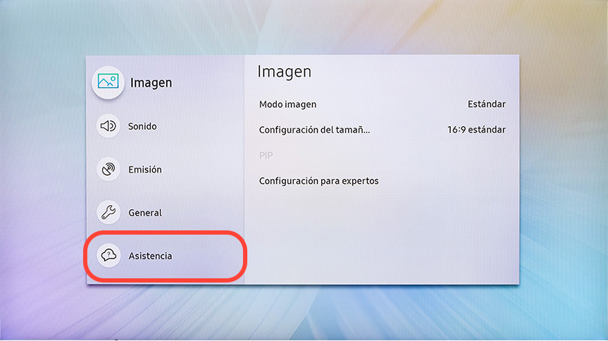 ¿Cómo actualizar el software del televisor en línea?