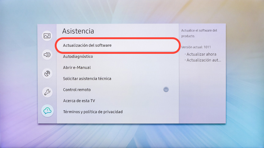¿Cómo actualizar el software del televisor en línea?