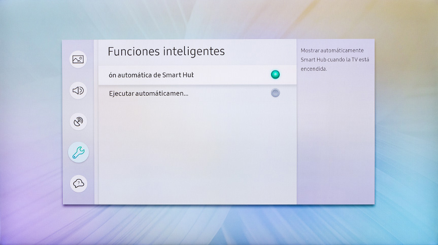 ¿Cómo configurar el televisor para que aparezca el Smart Hub al encenderlo?