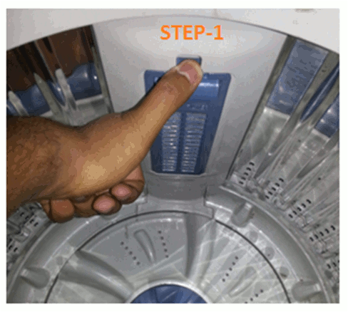 What is the function of Magic Filter in a Samsung Washing Machine?