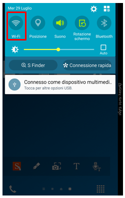 trascinare la tendina del pannello notifiche e premere sull'icona Wi-Fi