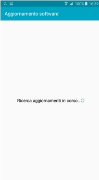 Se sono disponibili degli aggiornamenti verranno rilevati dal telefono sul server