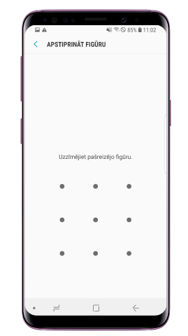 Nospied uz “Iris Scanner” un izvēlies figūrzīmējumu, PIN vai paroli2
