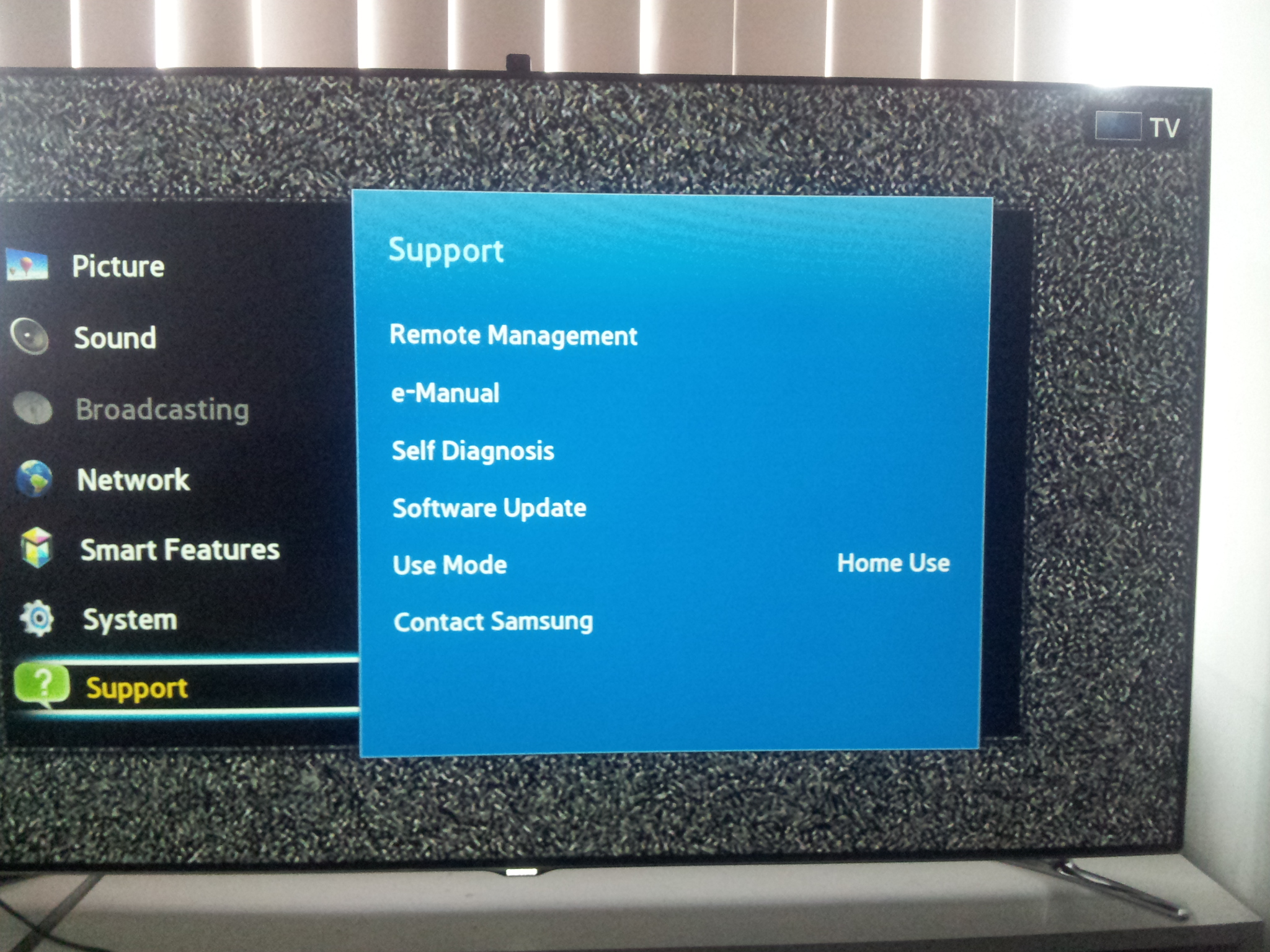 Searching model and serial number from Smart TV menu Samsung MY