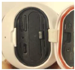 Comment puis-je installer une carte SD sur ma Samsung Gear 360 ?