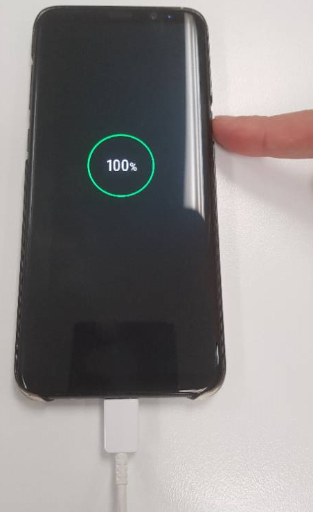 S8-Basic > How to charge the battery of Galaxy S8/S8+ for the first time?