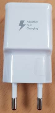 Is it available to charge S8/S8+ through Samsung DeX Station during connection?
