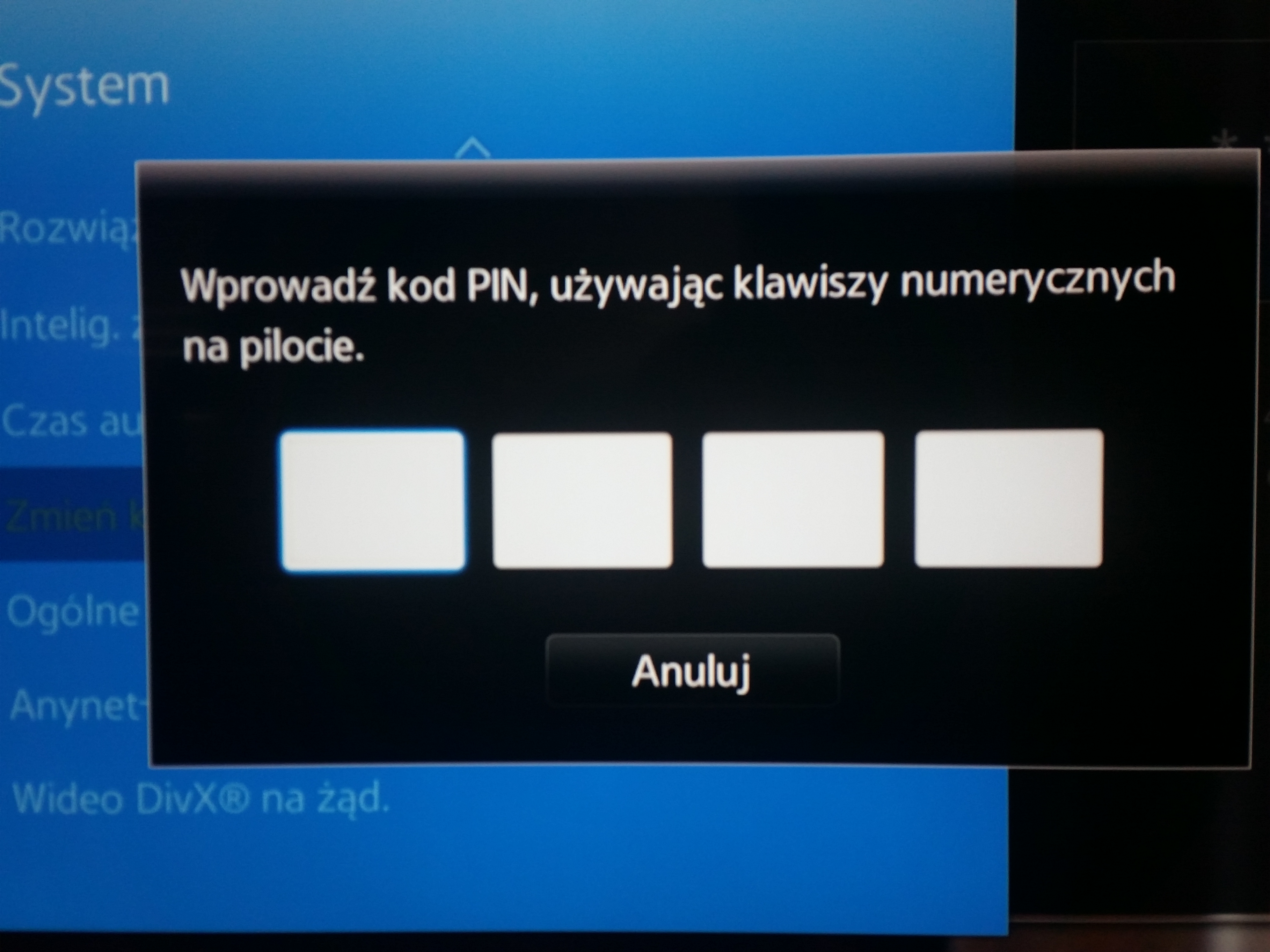 Następnie w okienku z żądaniem kodu PIN należy wpisać nasz kod