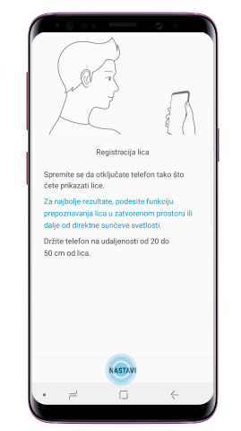 Držite telefon na udalkenosti of 20 do 50 cm od lica