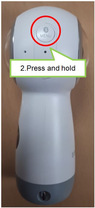 How do I connect the Samsung Gear 360 (2017) to a mobile device?