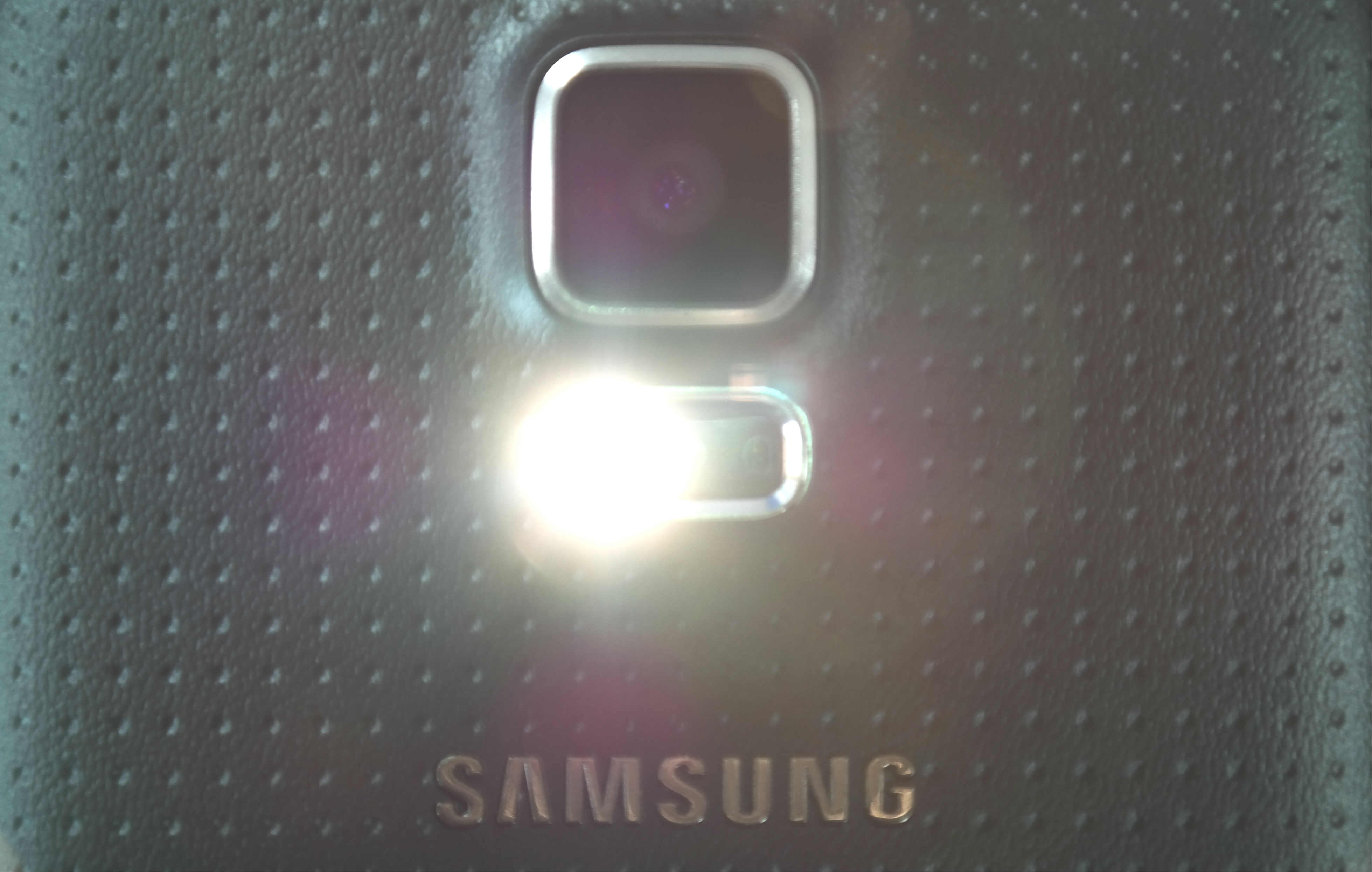 Autorizar Conjugado Todo tipo de Usar el Samsung Galaxy S5 como una linterna | Samsung Argentina